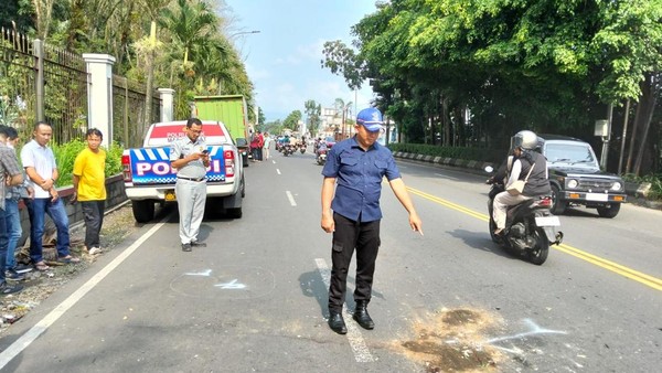 Kumpulan Fakta Hasil Olah TKP Kecelakaan Truk Vs Motor di Purwokerto 2 Orang Terluka